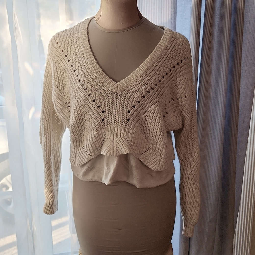 Oversized Anthropologie Cream V- Neck Sweater, Sz M